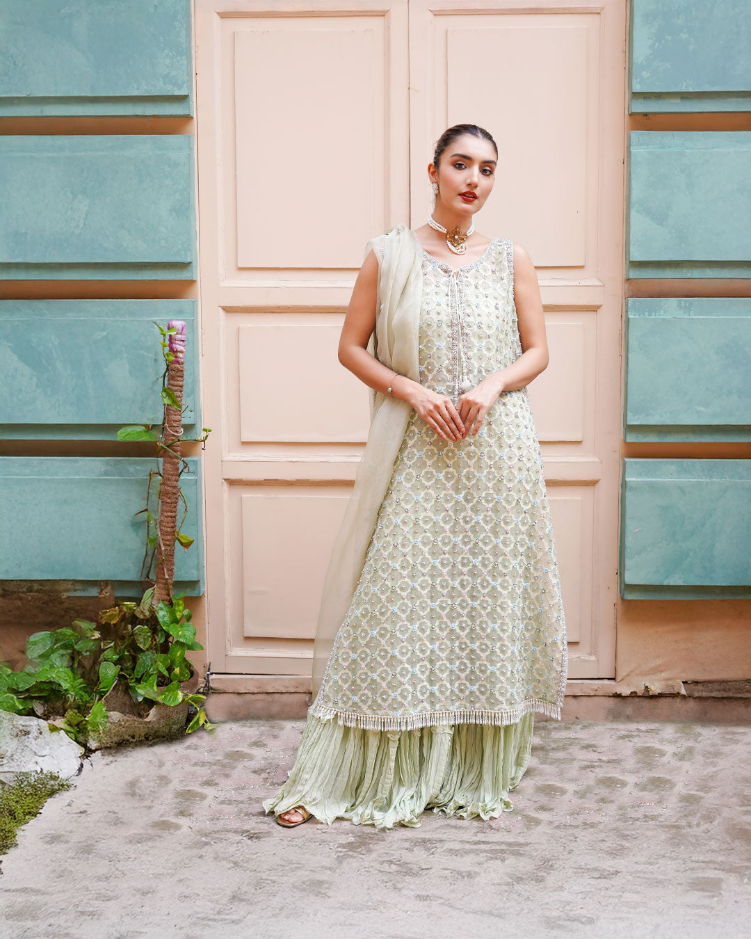green emerald velvet dress Bella Maxi Dress main image 1